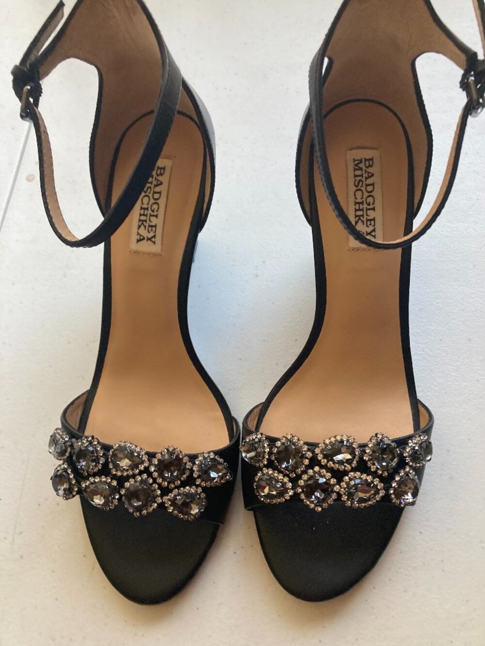 Badgley Mischka 7.5M Style - Lea Wedge Heel